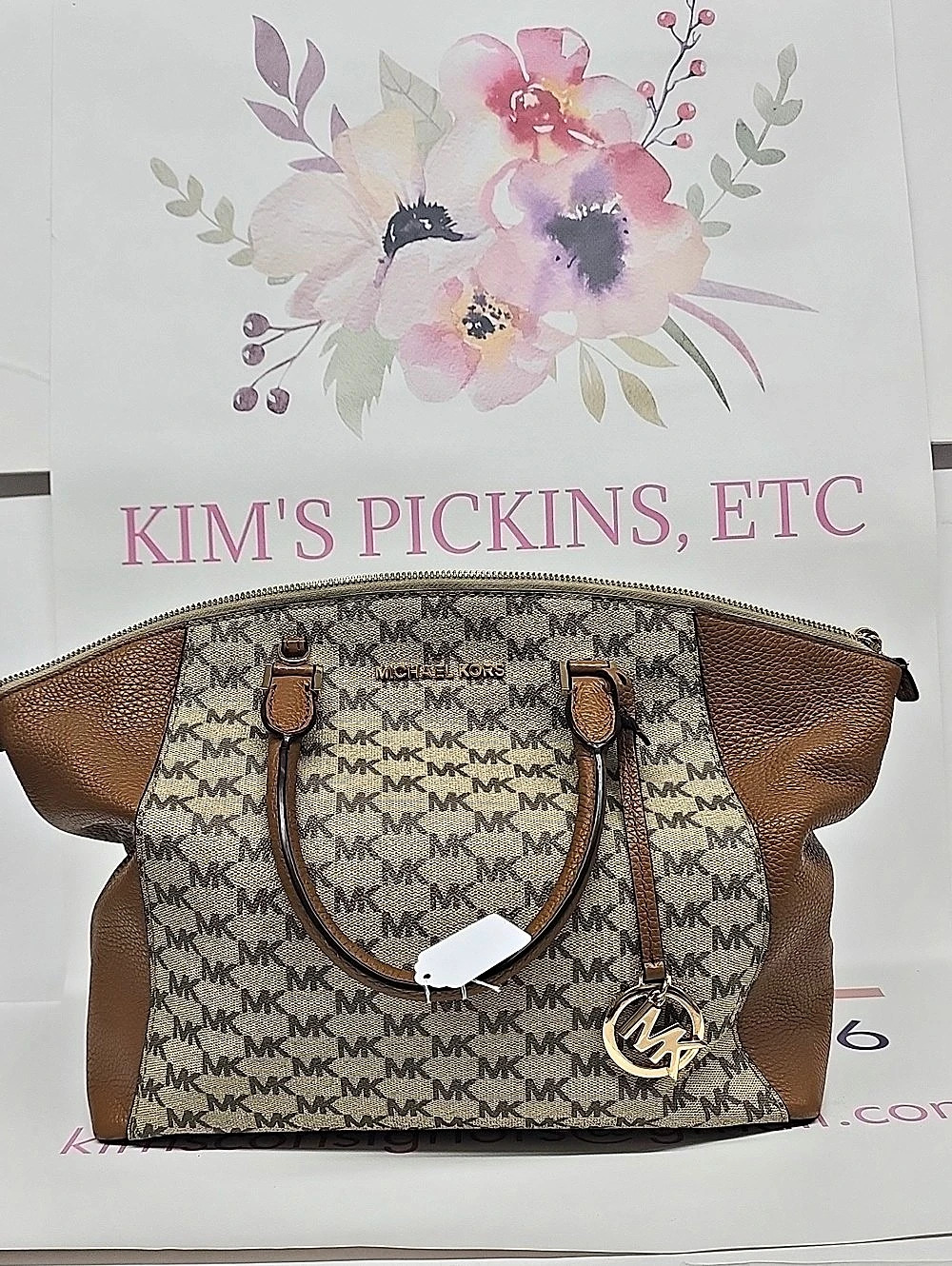 EUC Michael Kors Hamilton Signature Satchel Brown & Black
